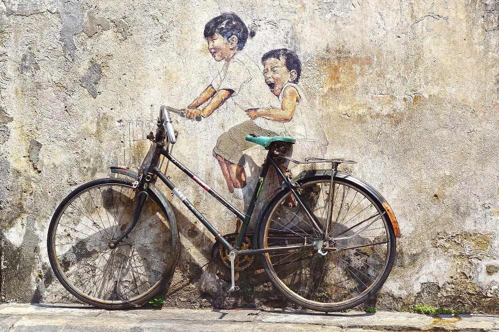 Street Art With Bicycle Sandler Art   852874 S 